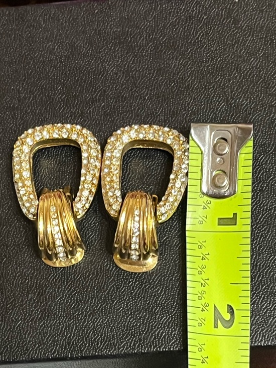 Christian Dior Vintage Clip On Earrings - Picture 13 of 14